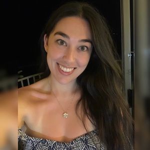 Meet your Posher, Lisa